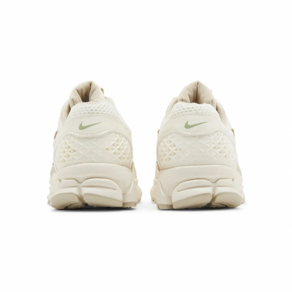 Air Zoom Vomero 5 'Pale Ivory Sanddrift'